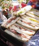 Saltimbocca Sandwich mit Parmesan und Tomaten