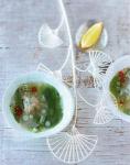 Zitronengras Suppe mit Garnelen Wan Tan
